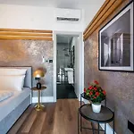 Lila - Sunshine Vila Marcana