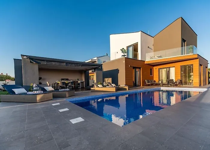 Lila - Sunshine Villa *