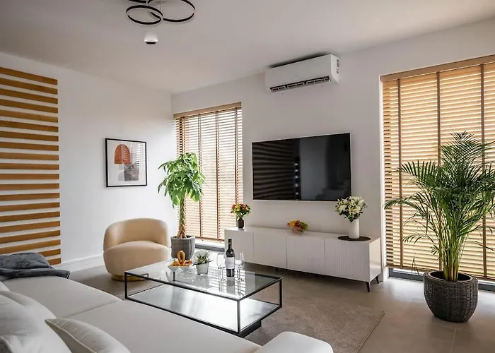 Lila - Sunshine Villa Marčana