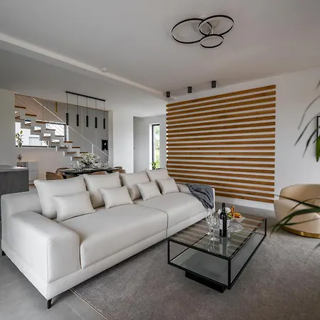 Villa Lila - Sunshine Marcana