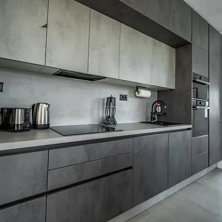 Lila - Sunshine Villa Marcana